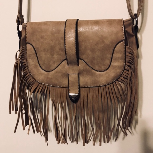 Fringe Crossbody Bag - Picture 1 of 4